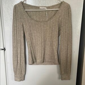 LUSH Small NWT Oatmeal Ribbed Long Sleeve Blouse